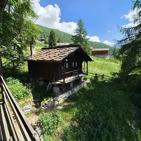 Chalet La Marmotte - 8 Personnes *